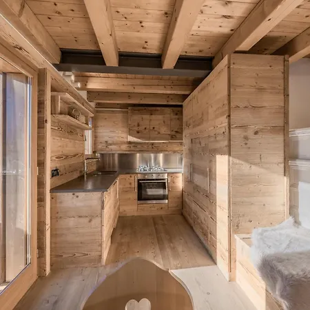 Nevesole - Charming Flat Near Dolomiti Slopes شقة